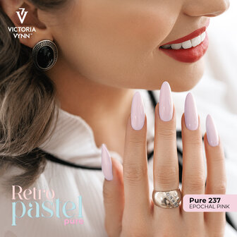 Victoria Vynn Pure Gellak | Retro Pastel | 237 Epochal Pink 8ml