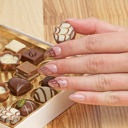 11 | Semilac | Spider Gum | Milk Chocolate | Nailart 